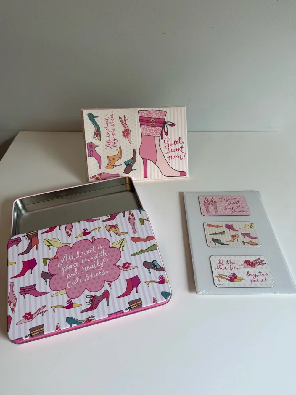 Vintage 2005 Hallmark Shoebox Shoe Lover Note Card Set Tin Magnets Seals NOS
